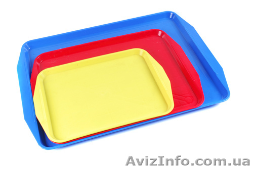 Пластмассовые столовые подносы разных размеров и цветов. - <ro>Изображение</ro><ru>Изображение</ru> #1, <ru>Объявление</ru> #147767