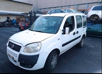 В розборі автомобільGrande Punto - <ro>Изображение</ro><ru>Изображение</ru> #2, <ru>Объявление</ru> #1723935