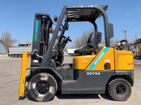 Автонавантажувач вилковий TCM (Nissan) на 2.5 тонни, з бічним зсувом - <ro>Изображение</ro><ru>Изображение</ru> #1, <ru>Объявление</ru> #1744041