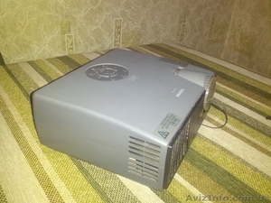 проектор Toshiba TDP-S8 - <ro>Изображение</ro><ru>Изображение</ru> #2, <ru>Объявление</ru> #712054