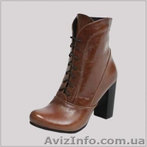 Сукні,  пальта та взуття на ваш смак із нової свіжої кoлекціі.