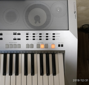 Продам синтезатор Yamaha PSR-S550E - <ro>Изображение</ro><ru>Изображение</ru> #3, <ru>Объявление</ru> #1673052