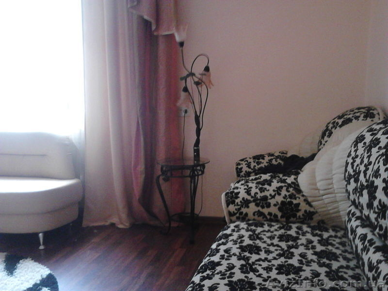 cдам посуточно квартиру в центре - <ro>Изображение</ro><ru>Изображение</ru> #3, <ru>Объявление</ru> #699220