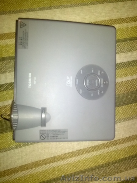 проектор Toshiba TDP-S8 - <ro>Изображение</ro><ru>Изображение</ru> #5, <ru>Объявление</ru> #712054