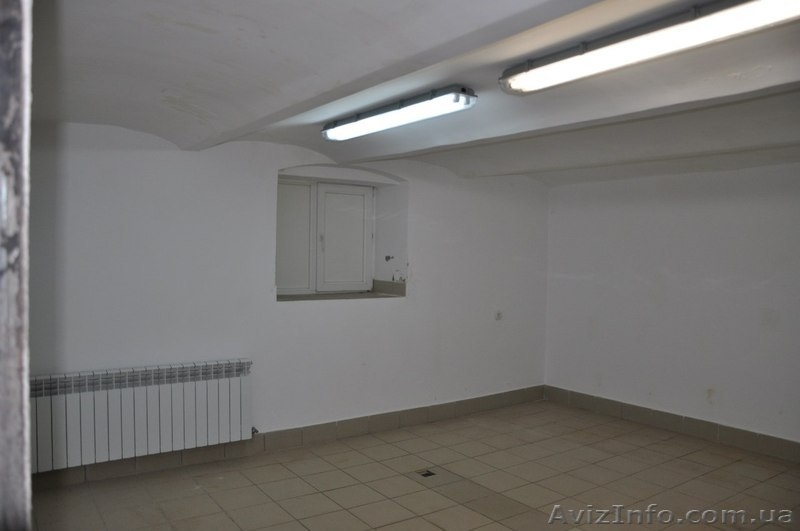 Помещение в центре Черновцов - <ro>Изображение</ro><ru>Изображение</ru> #1, <ru>Объявление</ru> #1470869