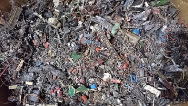 Предлагаем медную стружку, никельсодержащий металл, навесные элементы с плат. - <ro>Изображение</ro><ru>Изображение</ru> #1, <ru>Объявление</ru> #1636342