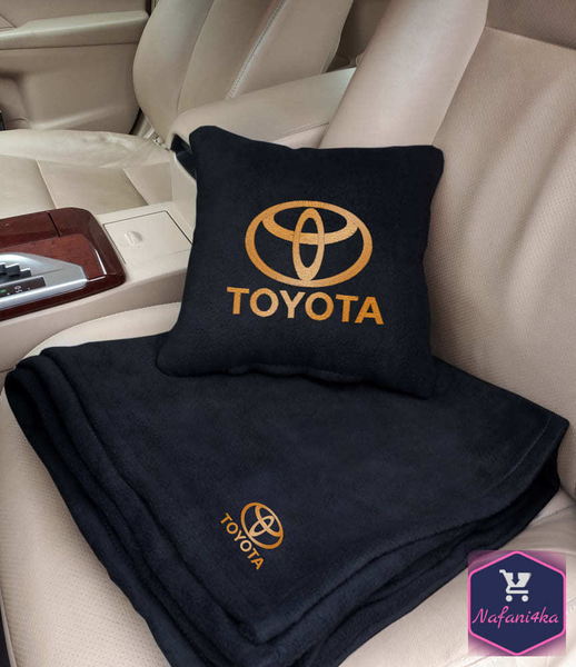 Плед и подушка в авто с логотипом, номерным знаком, надписи, фото. - <ro>Изображение</ro><ru>Изображение</ru> #7, <ru>Объявление</ru> #1718318