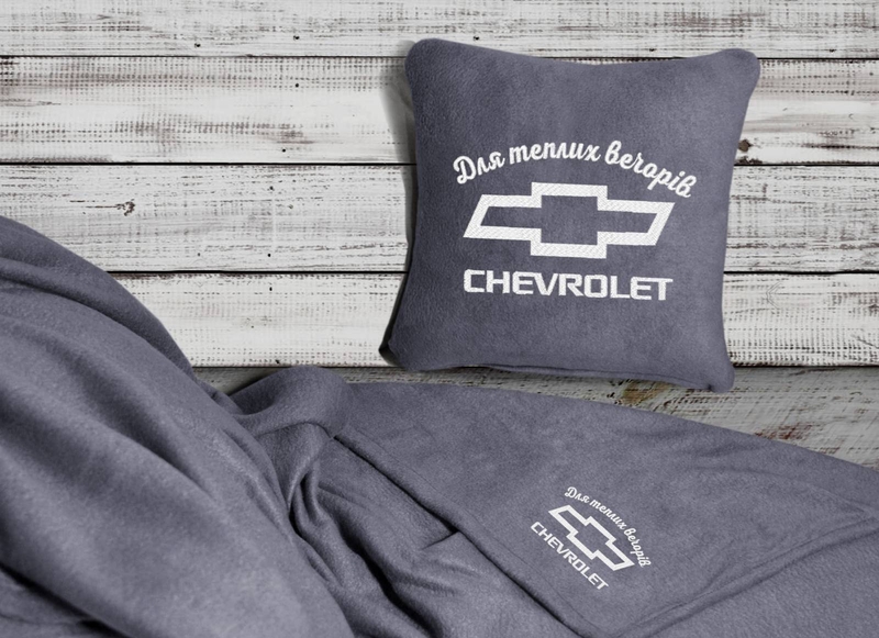 Плед и подушка в авто с логотипом, номерным знаком, надписи, фото. - <ro>Изображение</ro><ru>Изображение</ru> #9, <ru>Объявление</ru> #1718318