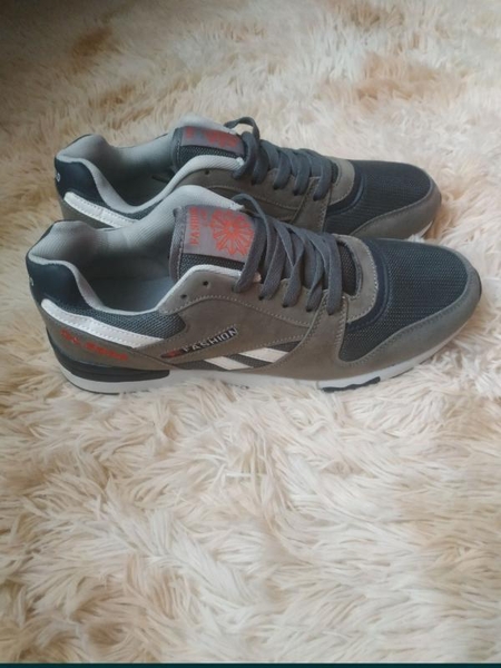 Кросівки чоловічі. - <ro>Изображение</ro><ru>Изображение</ru> #1, <ru>Объявление</ru> #1734925